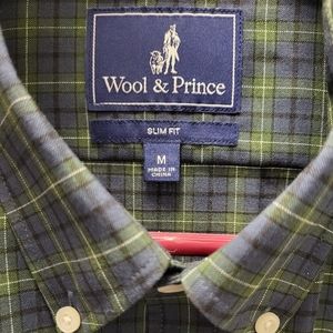 Wool & Prince Medium Slim Fit Shirt. Green, blue, black & white plaid. Like new.
